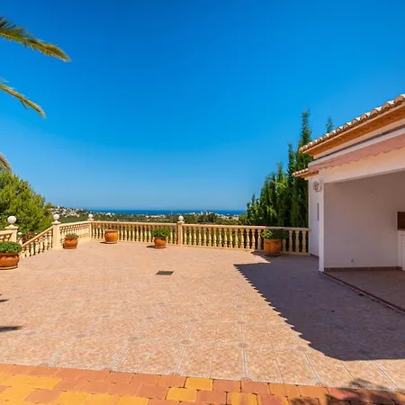 Blasco - Plusholidays